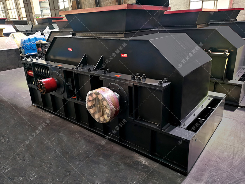 2PGY1208半自動液壓對輥破碎機發(fā)貨 發(fā)往吉林