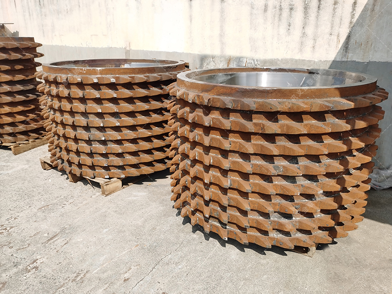 狼牙破碎機是什么設備？在哪些行業(yè)中有廣泛應用？